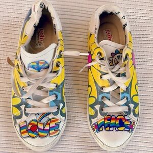 Women’s goby ‘Love & Peace' Graphic Sneakers - Yellow Multicolor